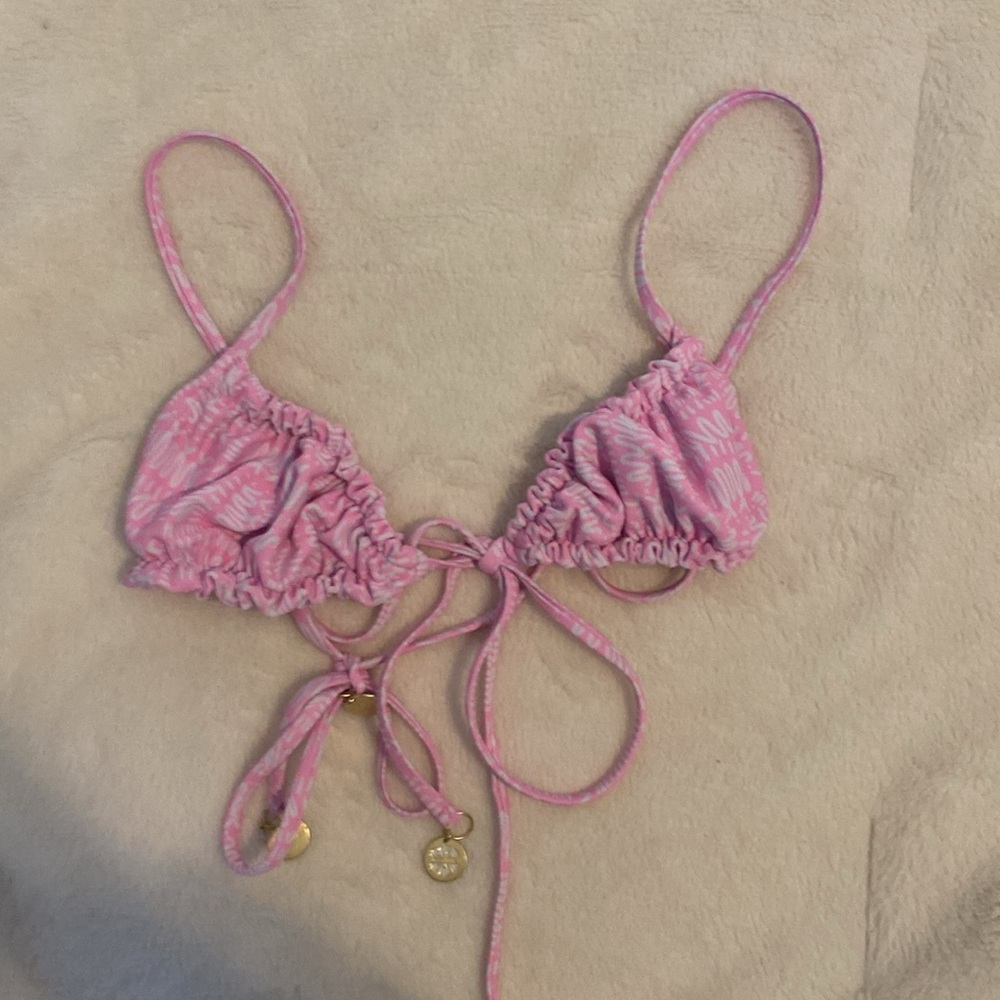 Kulani Kinis Ruched Bralette Bikini Top Strawberry Milkshake - Picture 2 of 5